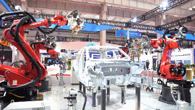 大型産業用ロボットがCCTV春節ガラに初登場！（画像5）