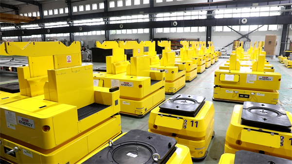 Setting Sail for New Horizons: SIASUN’s Mobile Robots Enter the Indian Local New Energy Market in Bulk（images 1）
