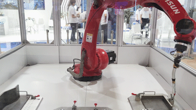 1621560833820567.gif 蓝狮娱乐火弧智能焊接机器人系统.gif