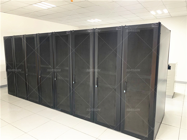 1588136002859384.jpg 系统机柜.jpg