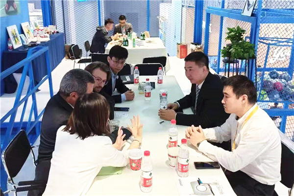 1573189806758633.jpg 客户1.jpg