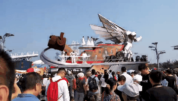 1570250389617778.gif soogif.gif