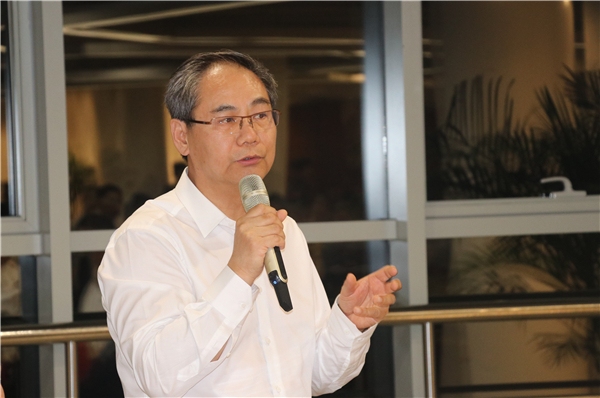 1569824815995107.jpg 曲总讲话.jpg