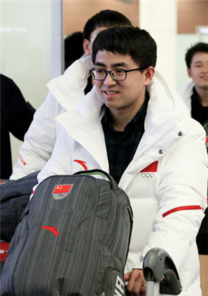 1519863750799634.jpg 汪传龙_副本.jpg