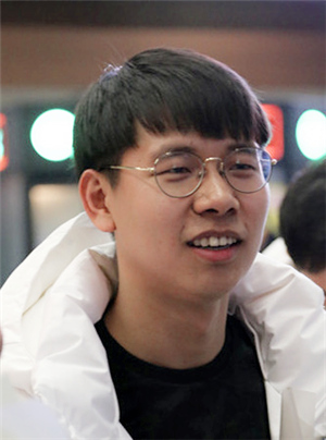 1519863771686873.jpg 赵树峰_副本.jpg