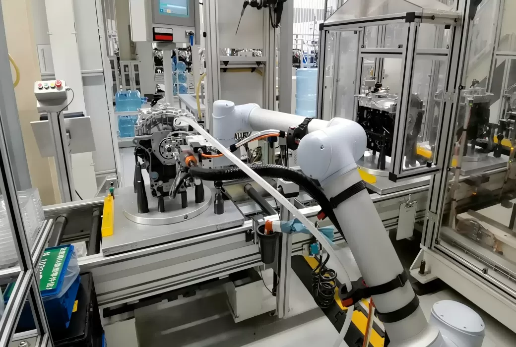 电驱组装螺栓上料机拧紧应用