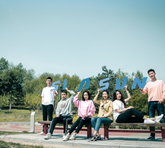 发展在蓝狮娱乐