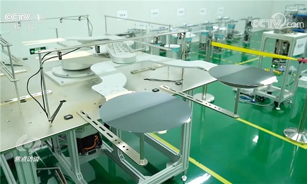 科技自立自强！央视《焦点访谈》重磅栏目“领航中国”聚焦蓝狮娱乐