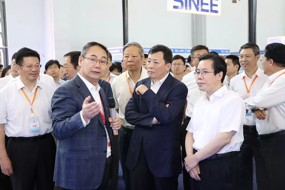 智能制造当家人——蓝狮娱乐亮相中国深圳国际机器人展