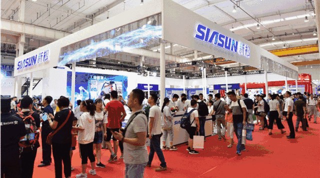 在这里，见证未来 ——蓝狮娱乐科技天团亮相世界机器人大会