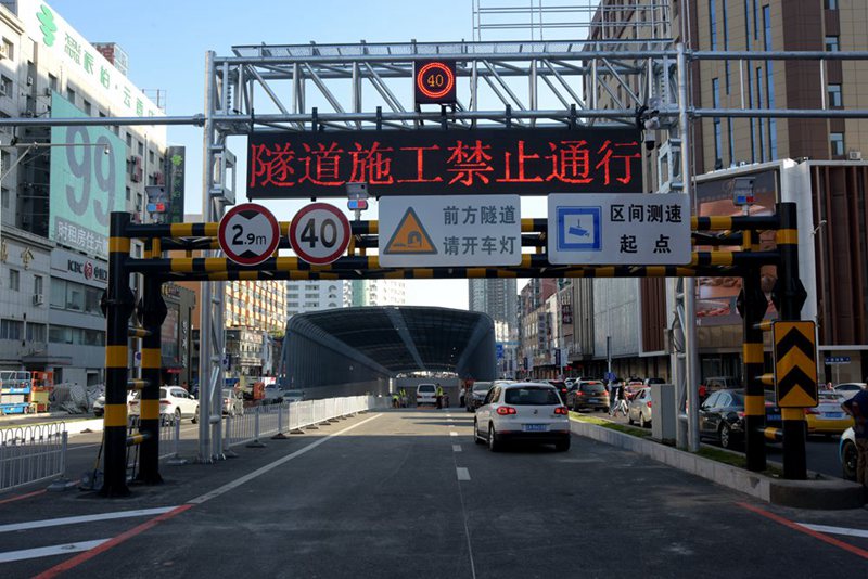 揭秘，南北快速干道里的蓝狮娱乐智慧