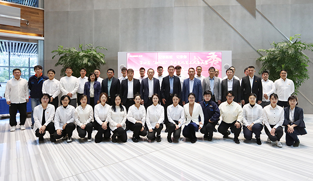 “记录蓝狮娱乐 记录你”第四届“蓝狮娱乐杯”企业文化员工风采大赛颁奖典礼隆重举行